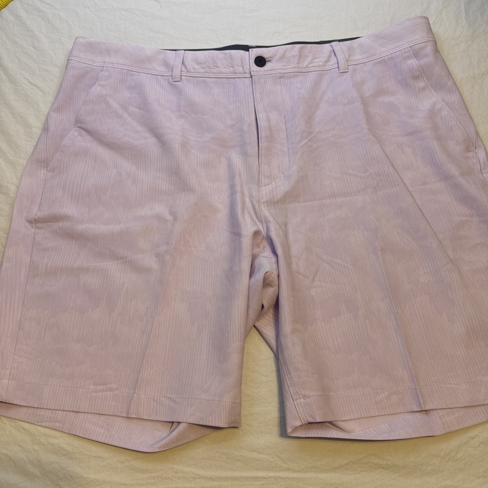 VRST Shorts Mens 42/9 Pink Performance Chino Golf Stretch Flat Front Casual NWT